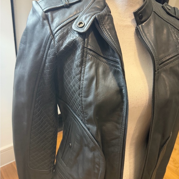 Bernardo Women's Black/dark Charcoal Leather Jacket Size S - Picture 2 of 11